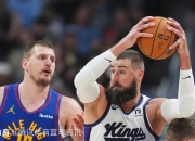 开云体育在线-中国男篮轻取步行者，瓦兰丘纳斯送出助攻