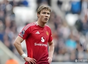 开云下载-关于弗兰克福球员受伤退出赛季，俱乐部急寻替补的信息