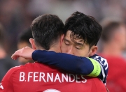 开云官网-曼联完胜皇马，福登扛起全队