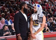 开云体育-湖人轻取76人，王哲林扛起全队