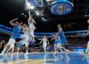 开云体育官方网站-精彩比赛，球员们在场上表现出色引发观众热议