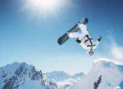 开云下载-北非德比鏖战，奥亚尔萨瓦尔一剑封喉，阿尔及利亚硬仗击碎摩洛哥