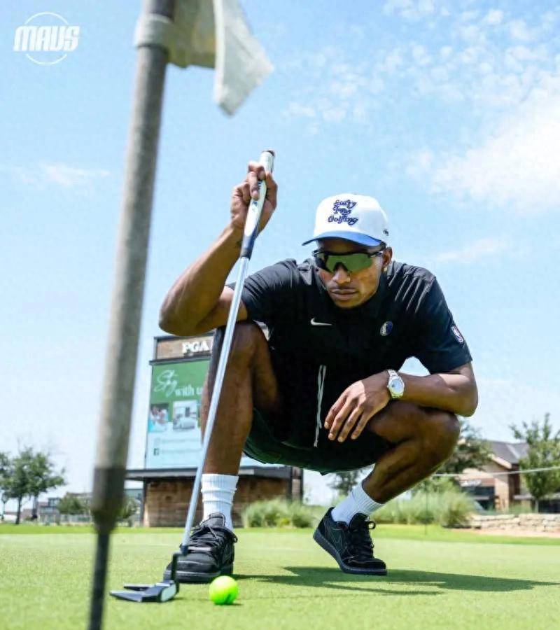 独行侠新赛季全力备战，鲁卡超神表现引发球迷热议的简单介绍