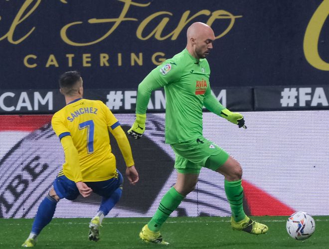 韦斯卡遭遇连败，保级形势岌岌可危的简单介绍