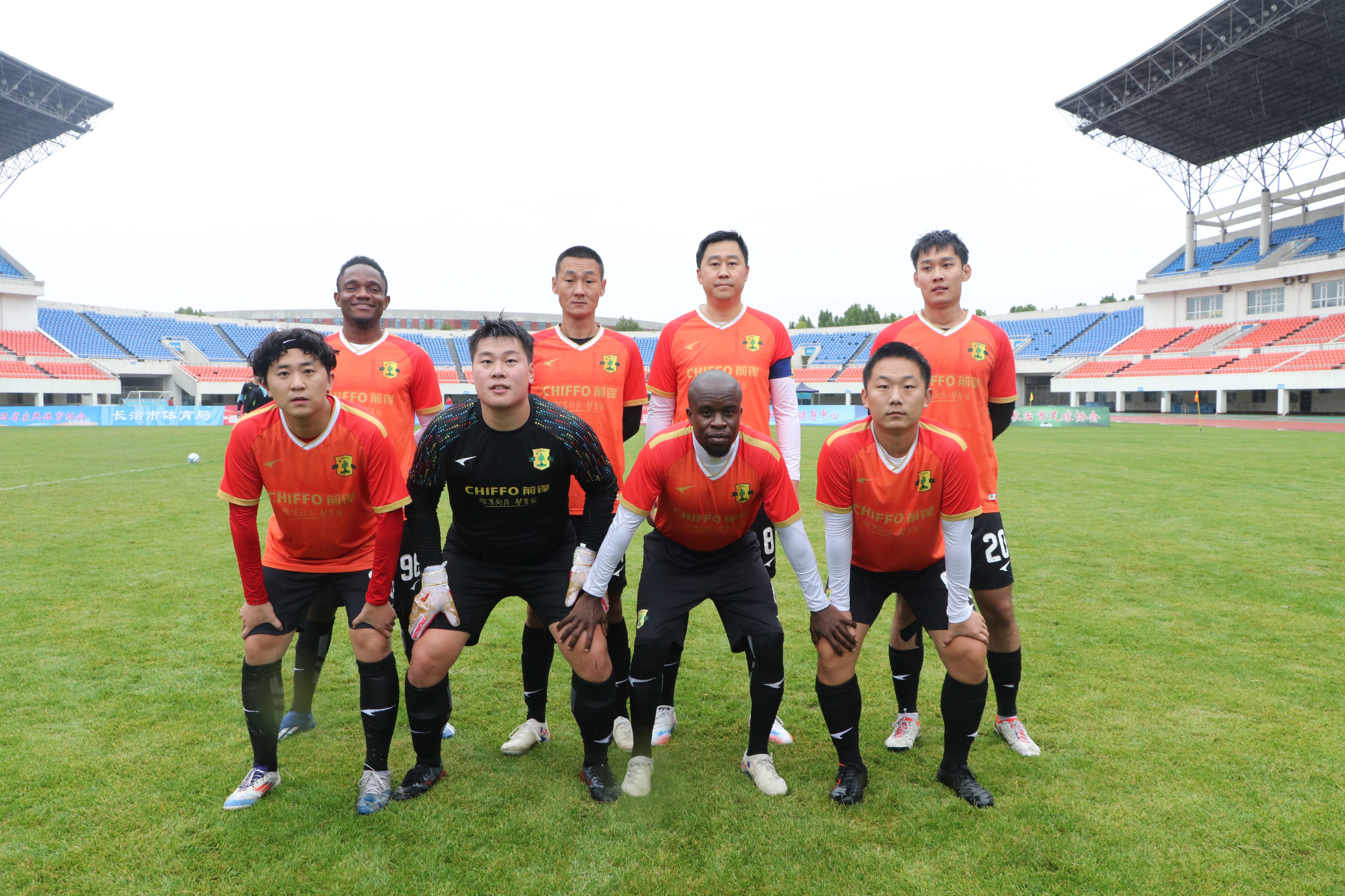 关于球员精神抖擞,展现实力迎接即将到来的比赛的信息 关于球员精神抖擞,展现实力迎接即将到来的比赛的信息