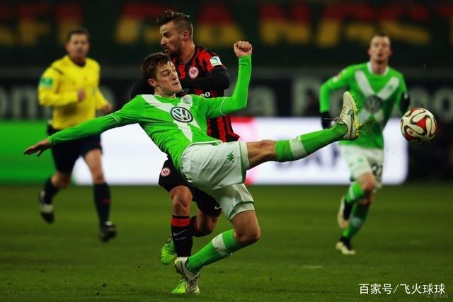 沃尔夫斯堡防线犯错,被对手抓住机会扳平比分的简单介绍 沃尔夫斯堡防线犯错,被对手抓住机会扳平比分的简单介绍