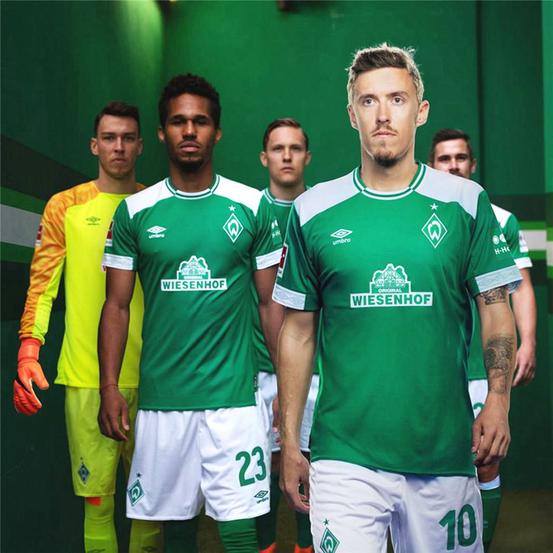 巴黎打败昂热,稳坐联赛榜首宝座 巴黎打败昂热,稳坐联赛榜首宝座