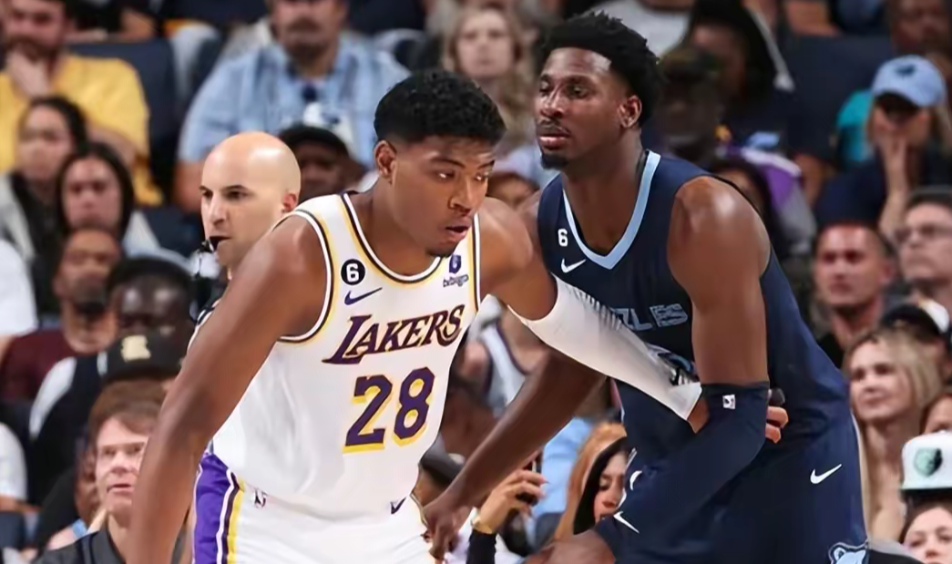 四川队力克太阳,莫兰特带队取胜 四川队力克太阳,莫兰特带队取胜