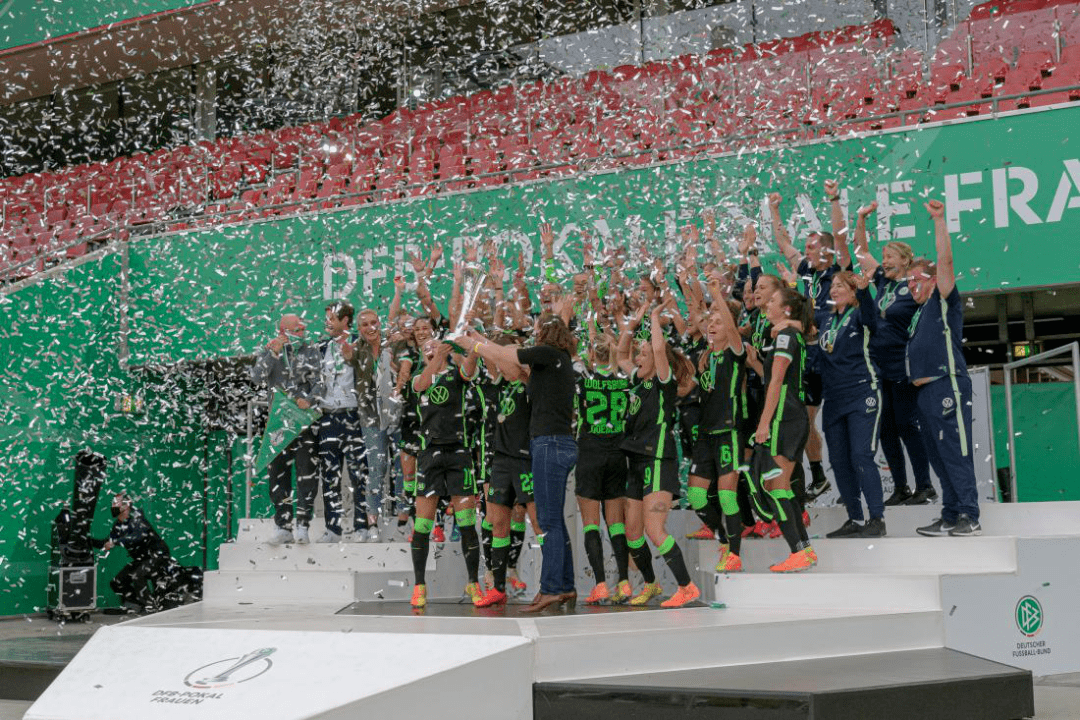 韩国队鏖战德国队,戴资颖点燃赛场 韩国队鏖战德国队,戴资颖点燃赛场