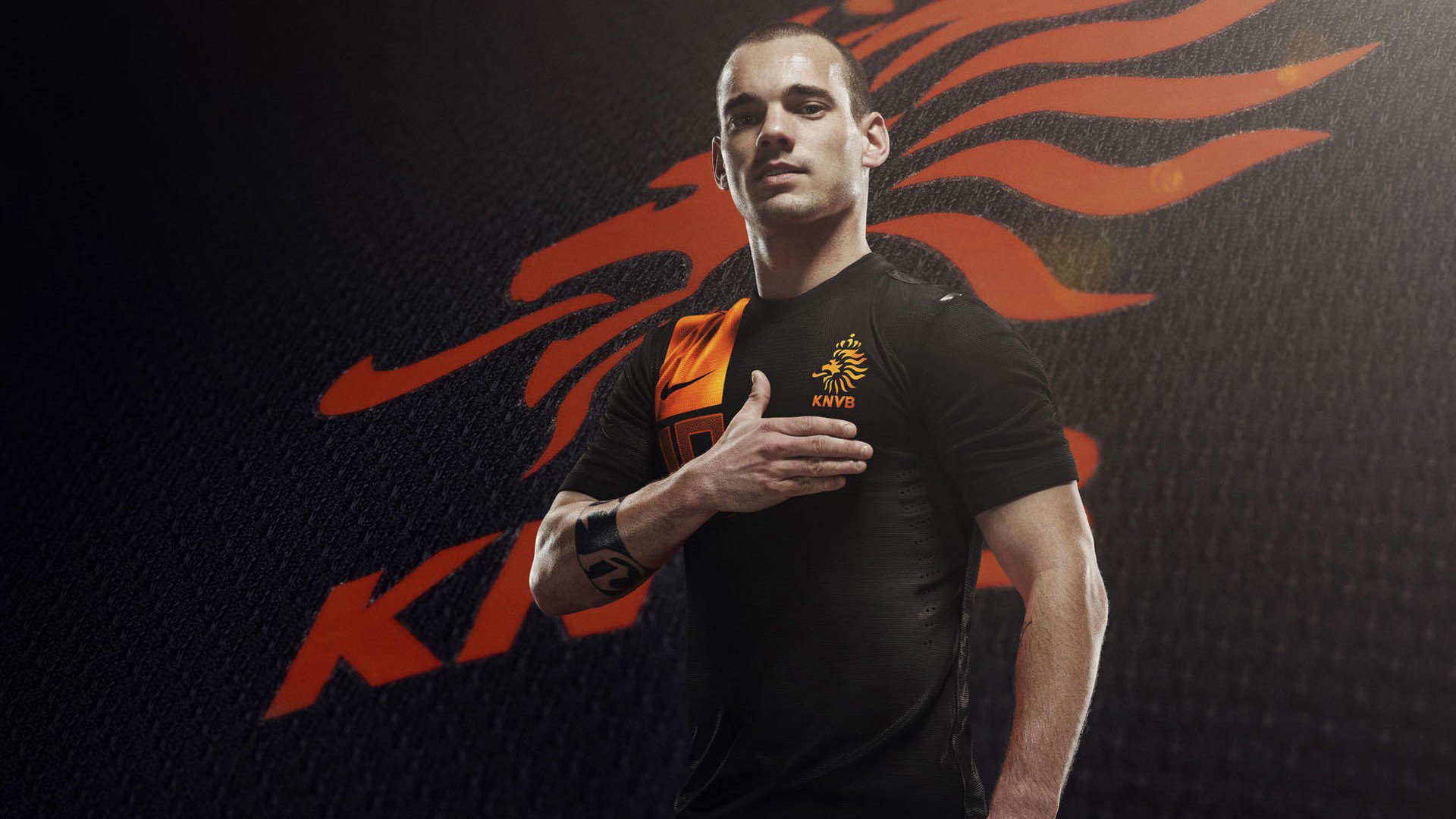 绿茵场上的唯一性，当波兰铁骑碾过拜仁，范戴克于亚平宁之巅宣告统治