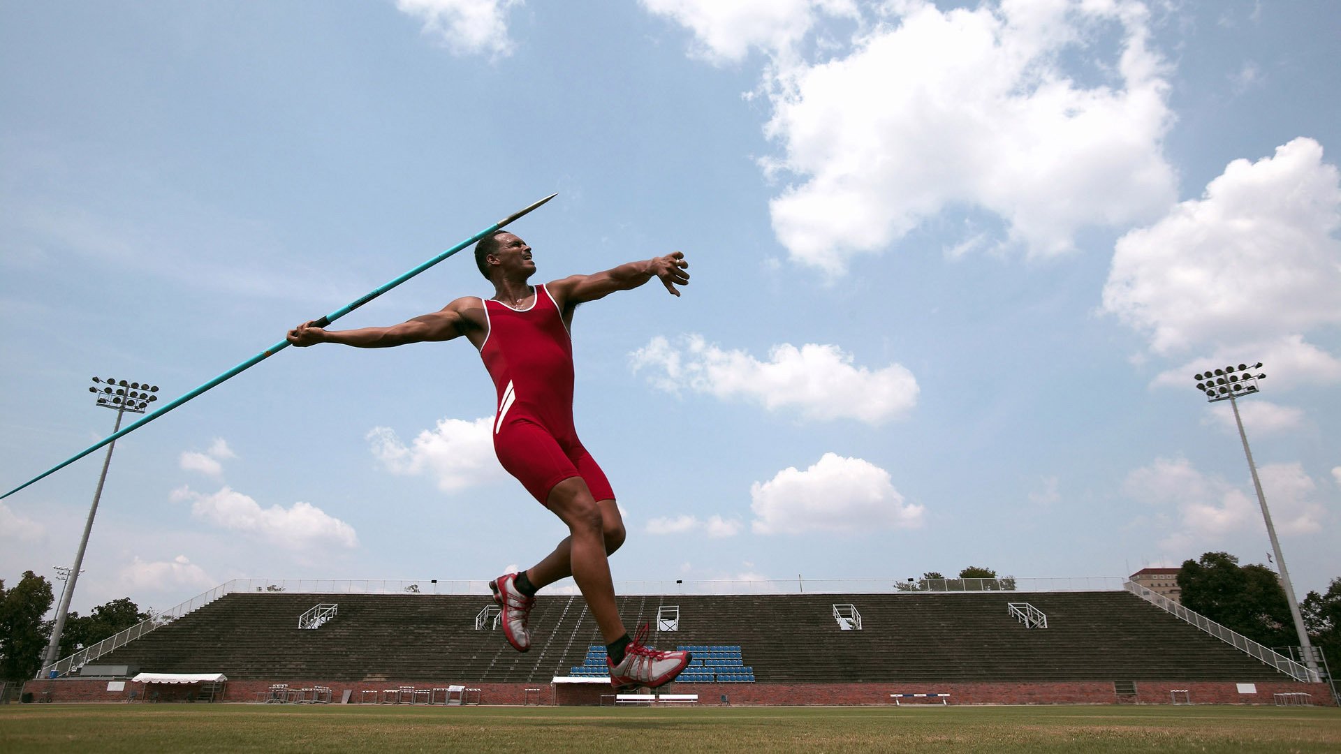 年终总决赛险胜美网,西西帕斯状态火热预示新王崛起?